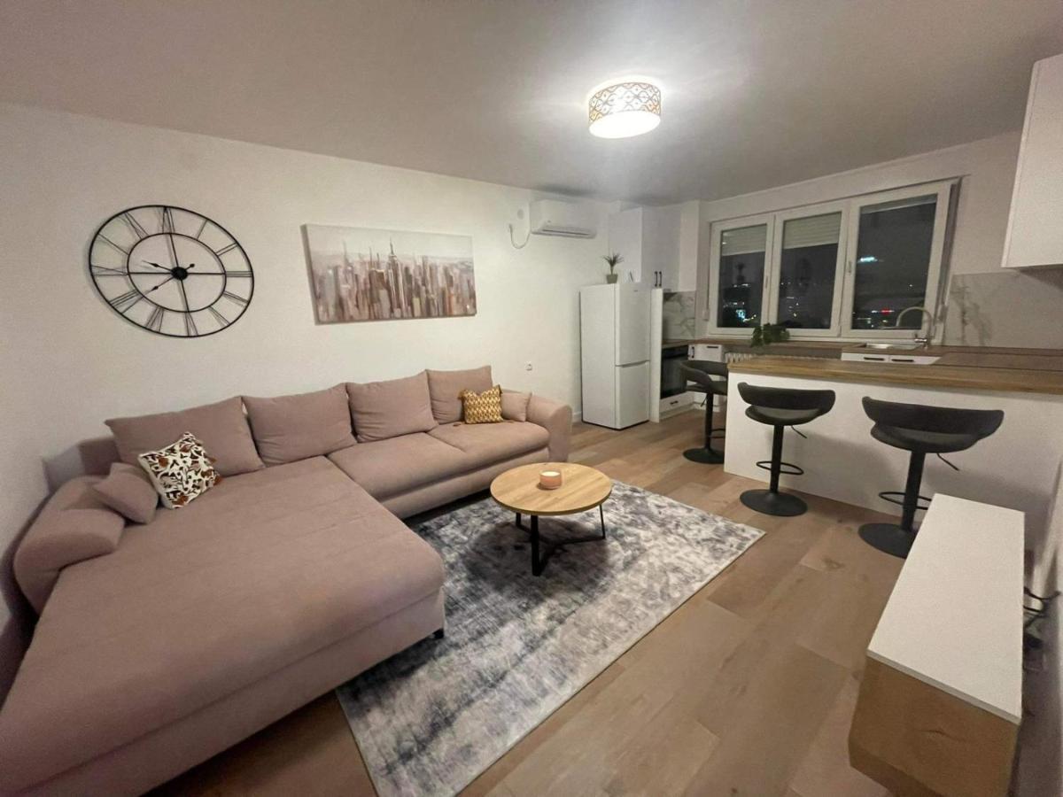 Promenada Apartment Novi Sad Esterno foto
